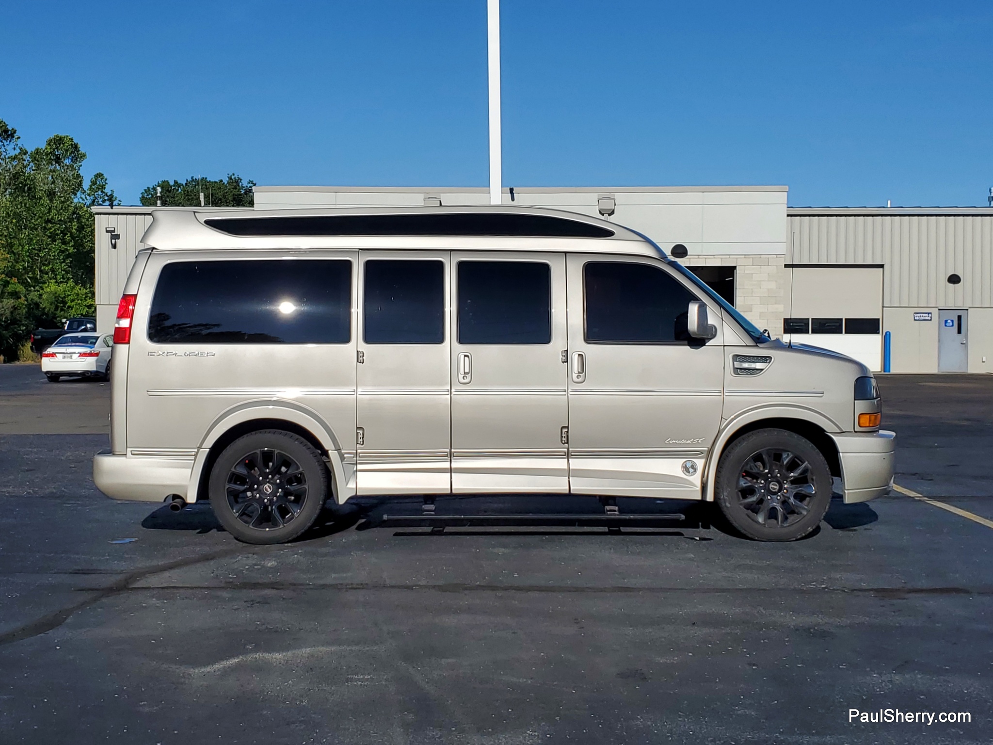 gmc savana passenger 2021 1GJW7EF73M1284157 image gmc savana passenger 2021 1GJW7EF73M1284157 image
